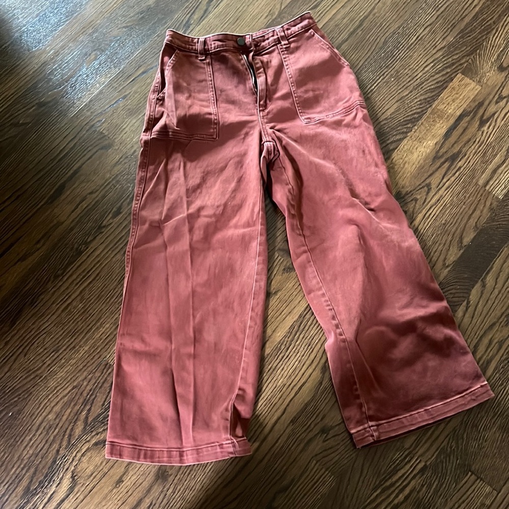 Burgundy Takes get Universal Threads wide leg pants size 4/27 R